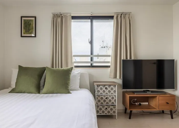 Prendre Namba Afp Apartment